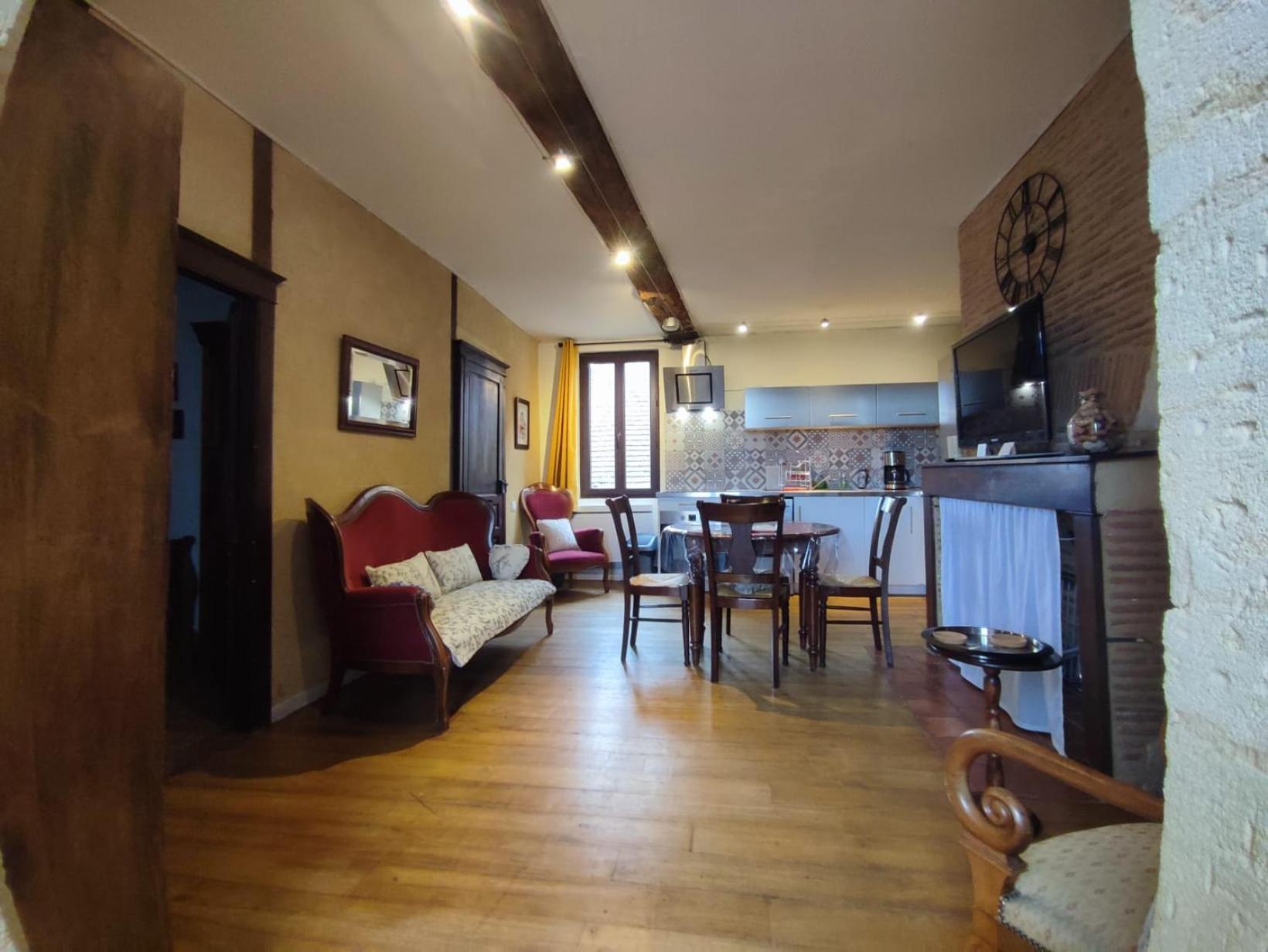 Habitation Saint-clar Vieille Appartement *